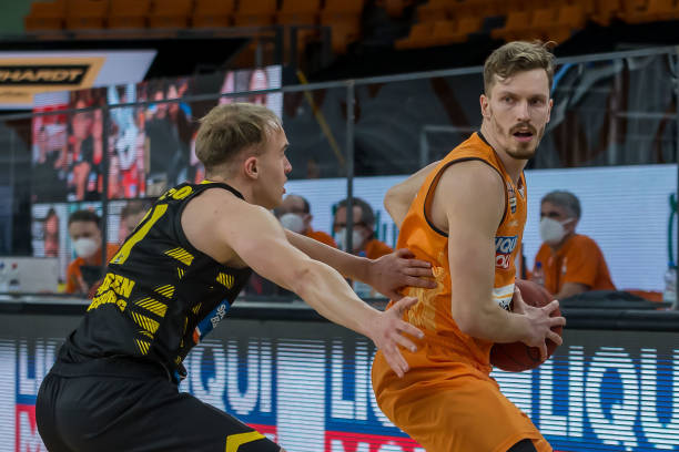 面对曼联这 面对曼联这