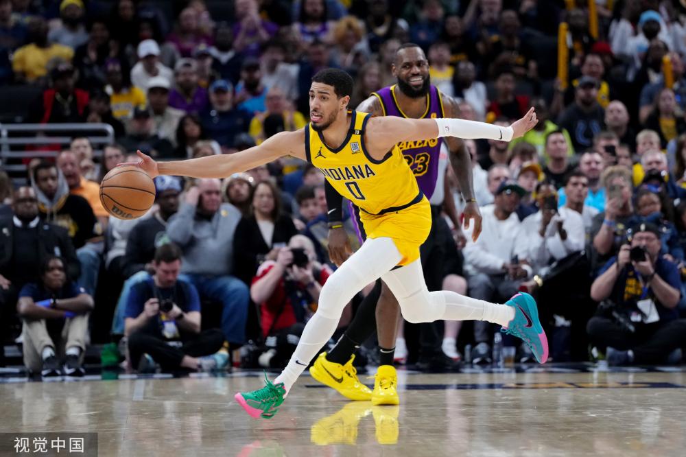 在困境中的 在困境中的